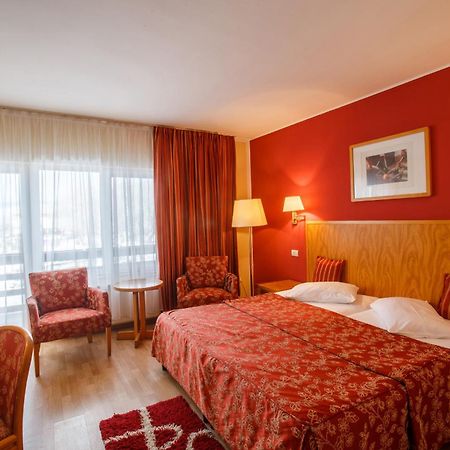 Hotel Domeniul Dracula Daneş Exteriér fotografie