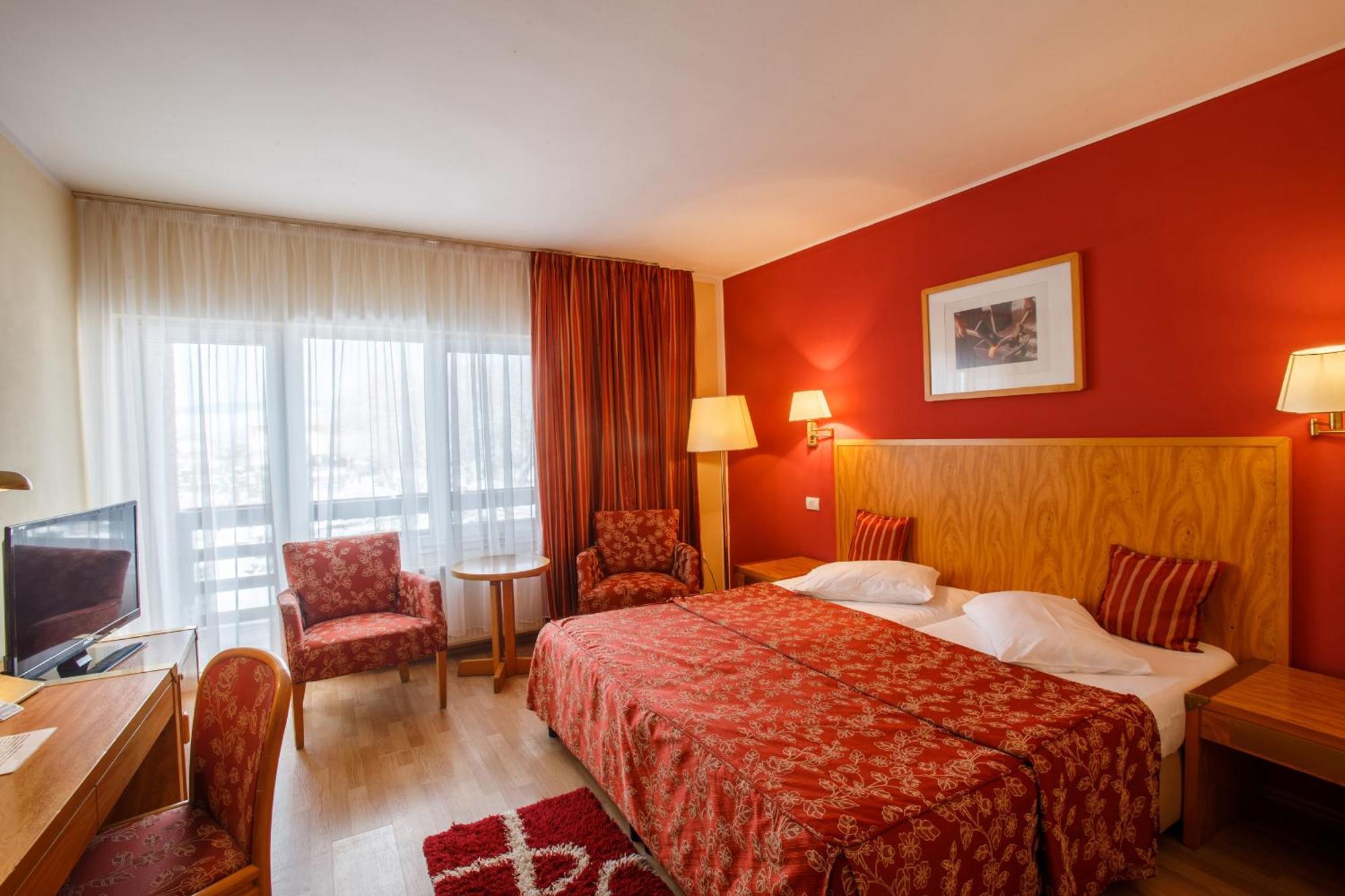 Hotel Domeniul Dracula Daneş Exteriér fotografie